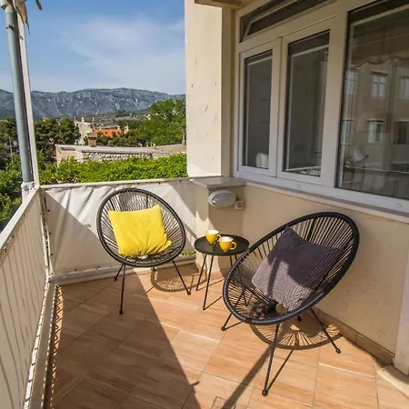 Marina Apartment *