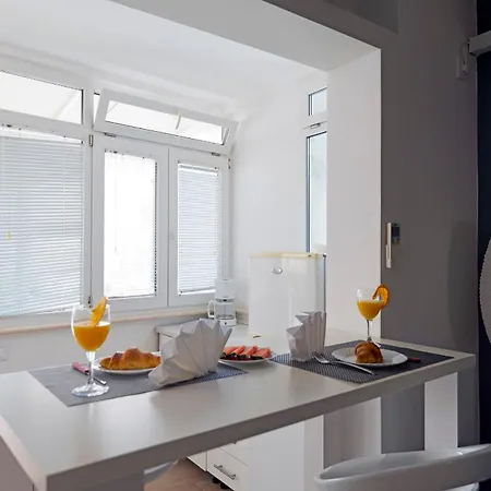 Marina Apartment *